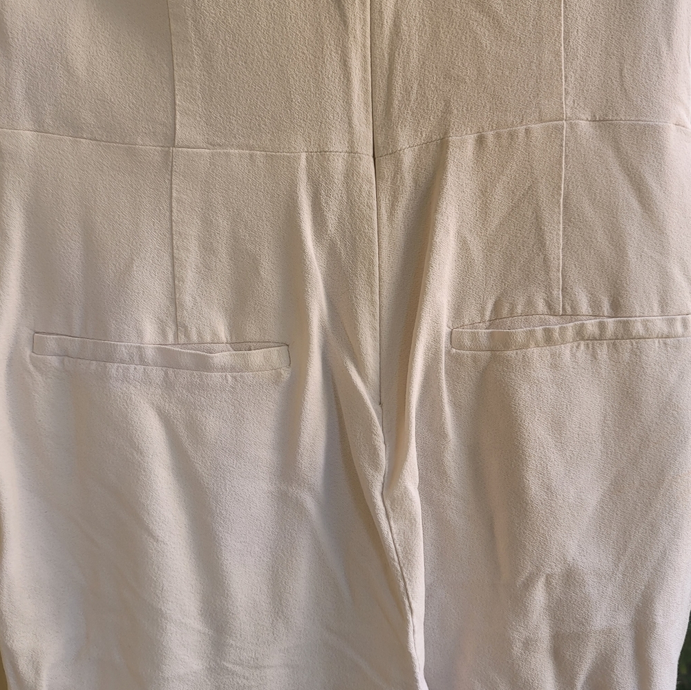Theory silk jumpsuit size 10 fits like 8 - Picture 11 of 13
